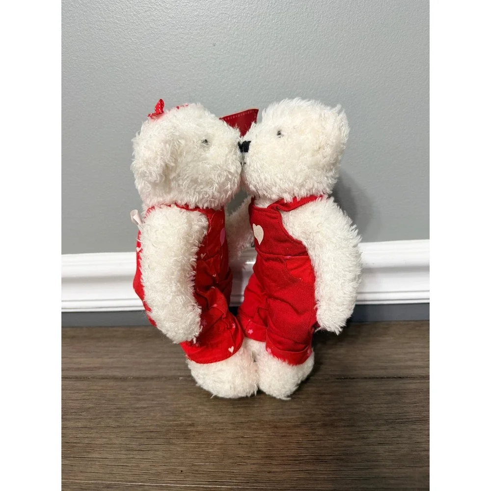 Hallmark Blushing Bears‎ Magnetic Kissing Teddy Bear Set